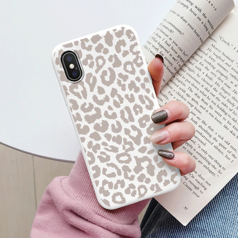 Flowers Funda For Phone Case iPhone X XS MAX XR Capa Soft Silicone Cute Cat Bear Back Cover For iPhone XR Bumper Women Anti-Fall