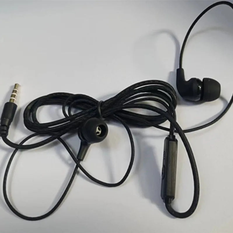1 Pcs Fashion 4 Colors Super Bass With Built-in Microphone 3.5mm In-Ear Wired Earphone Hands Free For Smartphones Earbuds