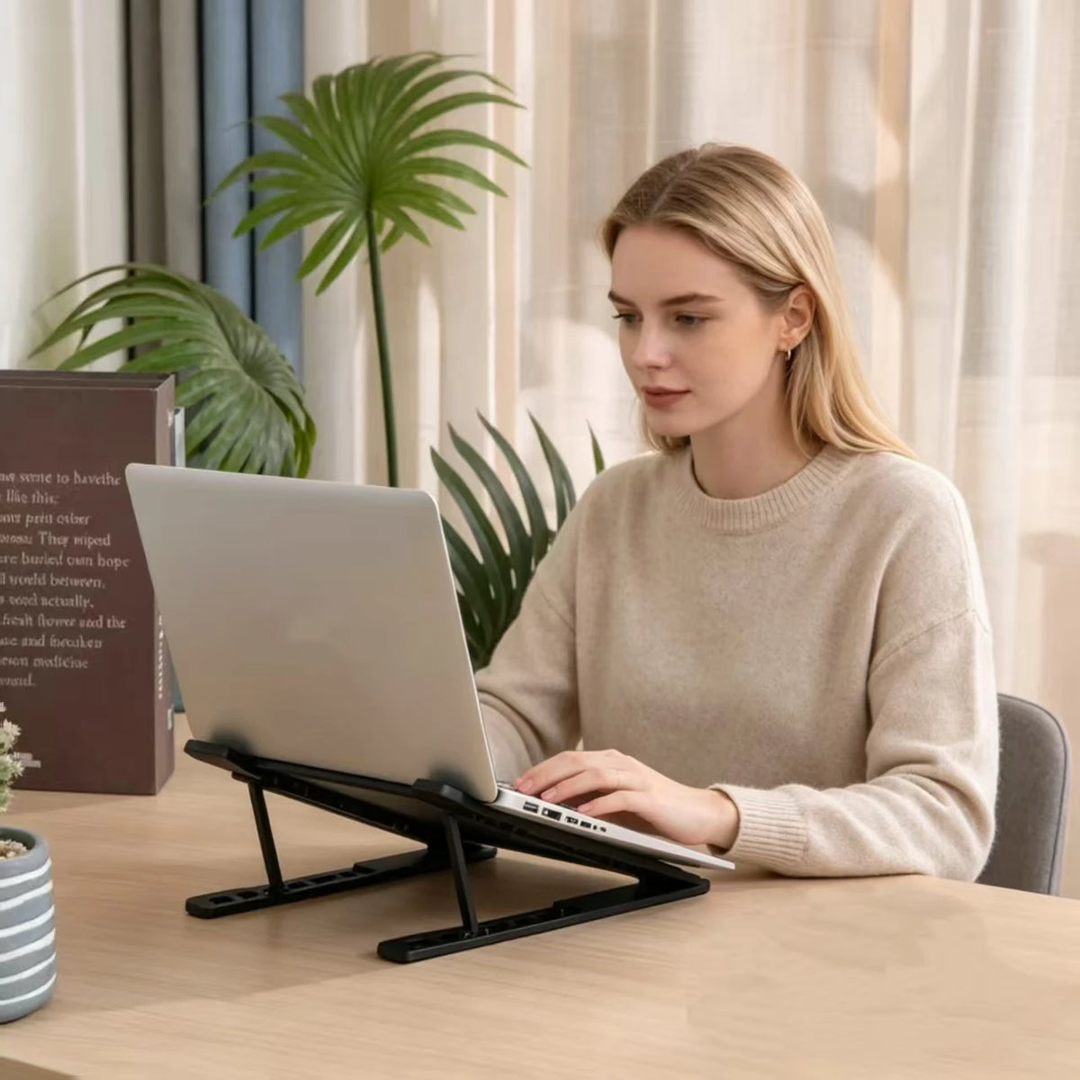 Adjustable Tablet Laptop Cooling Stand with Foldable Design Portable Air-Cooled Monitor Holder for Various Scenarios