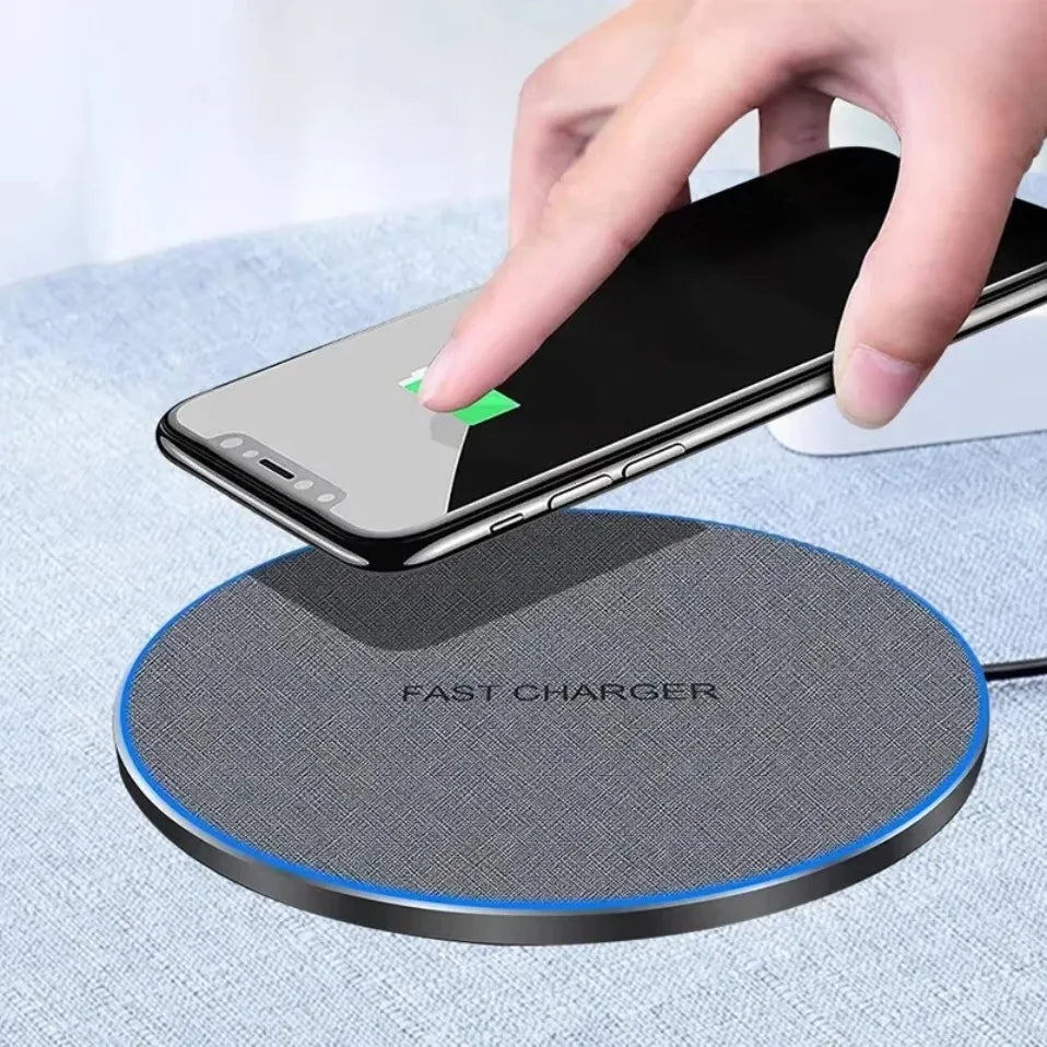 Ultra-Thin Fast Wireless Charger Pad for Samsung Galaxy S25 iPhone 17 16 15 14 13 Pro Max Wireless Induction Charging Station