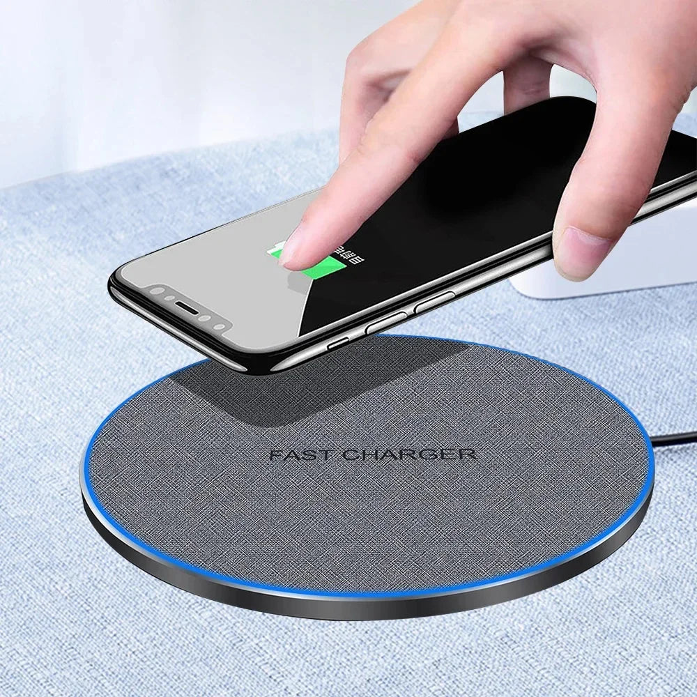 Ultra-Thin Fast Wireless Charger Pad for Samsung Galaxy S25 iPhone 17 16 15 14 13 Pro Max Wireless Induction Charging Station