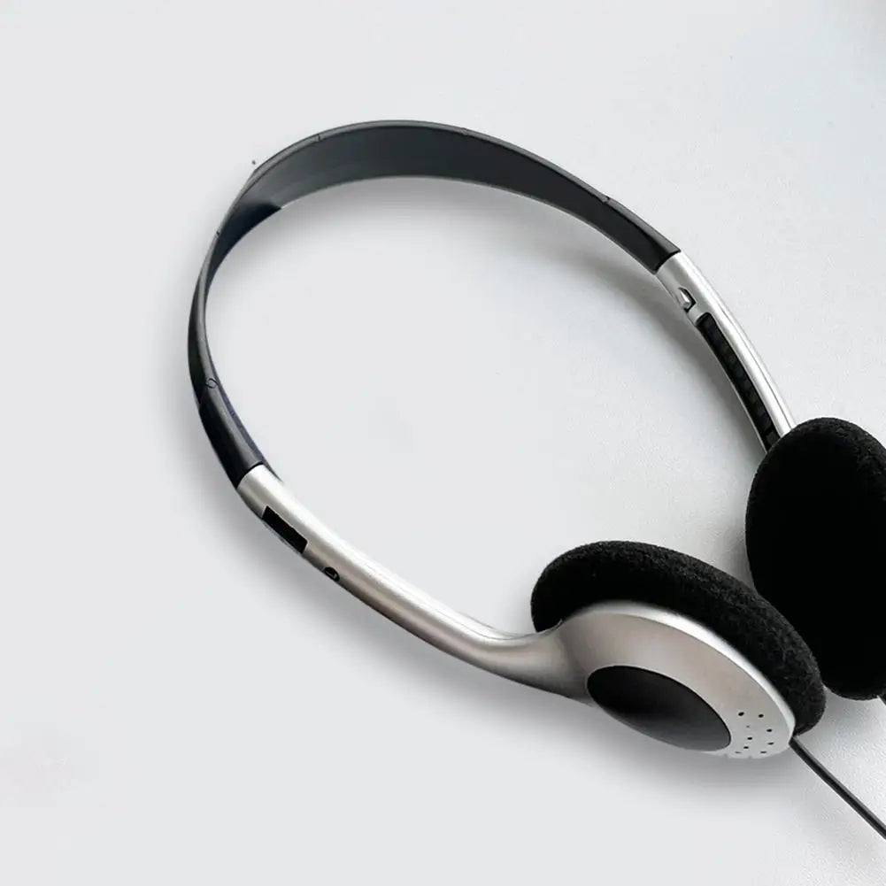Y2K Personality Retro Headphones Millennium Style Over Ear Wired Headset Vintage Metal Band Photo Props Fashion Noise Isolation
