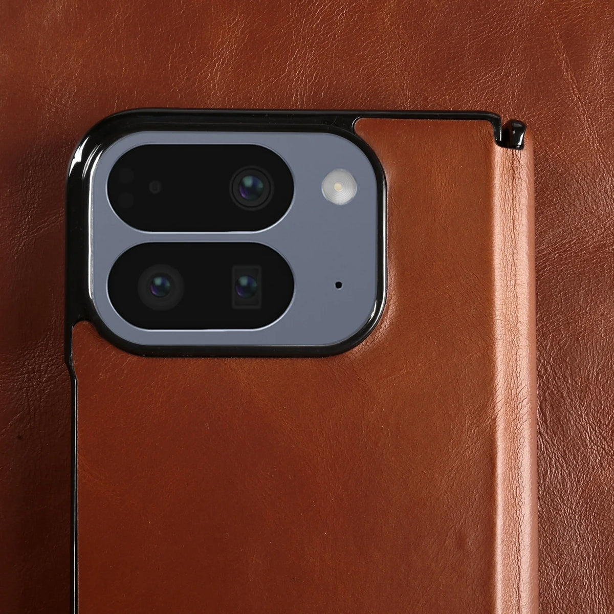 Luxury Genuine Leather Case for Google Pixel 11 Pro Fold 10Pro Fold Oil Wax Central Axis Pattern Phone Back Cases Without Front