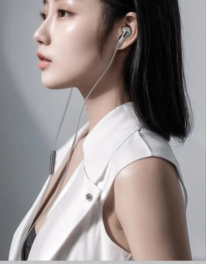 FiiO FF1 Wired in Ear Headphones Ergonomics Lightweight Portable Earbuds Beryllium Plated Diaphragm Detachable Cable Headphones
