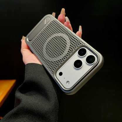 Heat Dissipation Mesh Case For iPhone 18 Pro Max 17 Pro Magnetic Case For iPhone 16 18 Pro Max 16 17 Pro Breathable Holder Cover