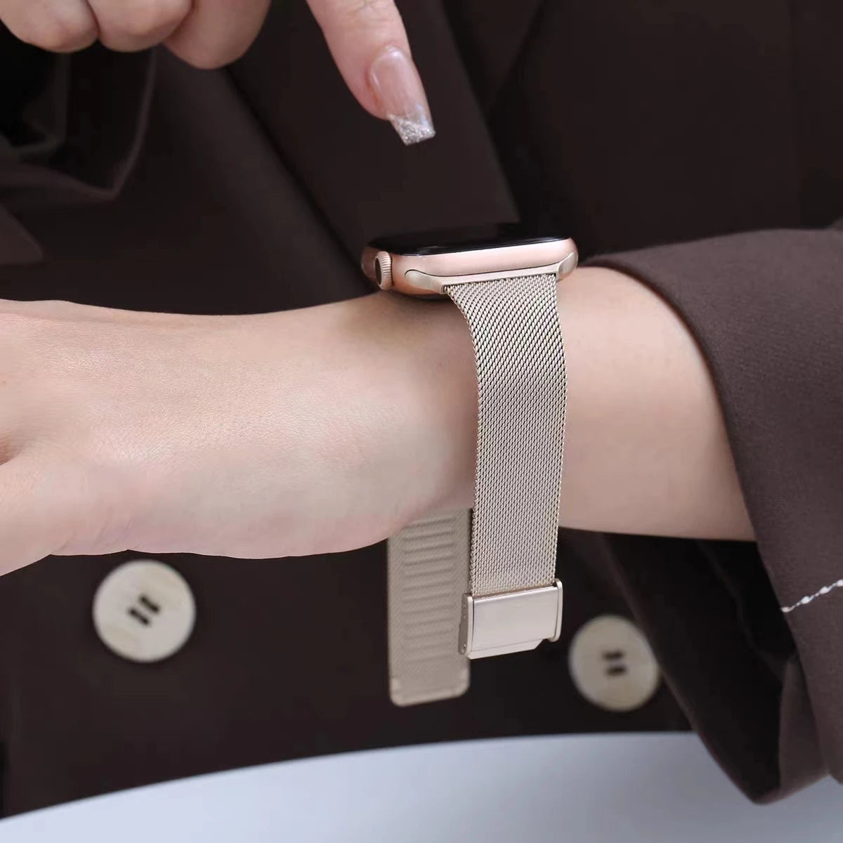 Milanese Strap for Apple Watch 44mm 40mm 45mm 41mm 46mm 42mm 49mm Metal Bracelet iWatch Series 12 11 10 Ultra 9 8 7 6 5 SE3 band